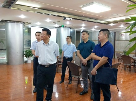 四川省司法厅副厅长孔祥贵一行到成都青羊区上善人民调解工作室调研